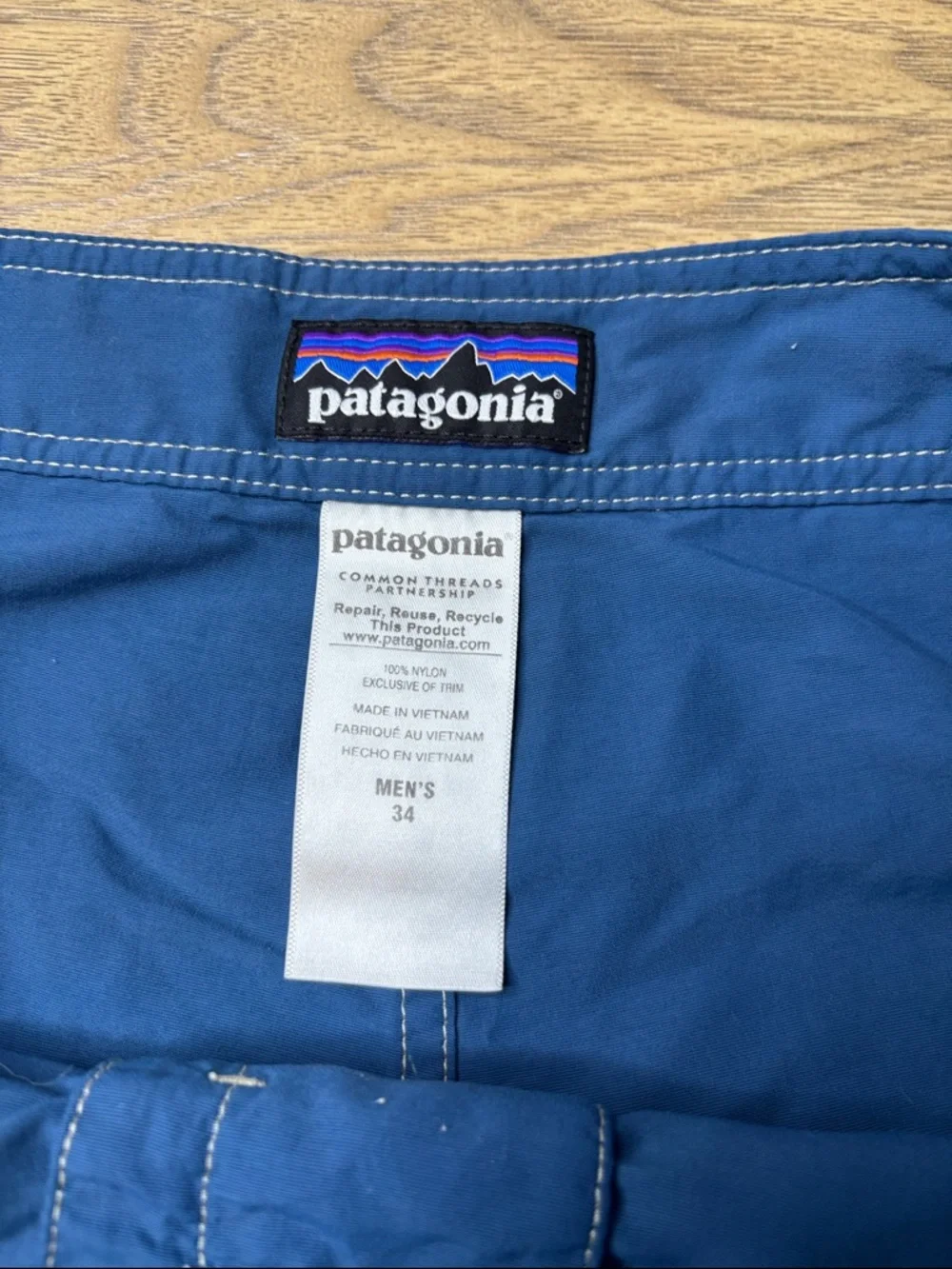 Patagonia Men's Royal Blue WavefarerBoard Shorts with Contrast Drawcord Size 34 - Picture 3 of 7